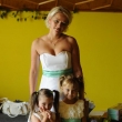 Svatebn� �aty plus dopl�ky, Gabriela